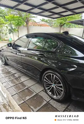 BMW 520i 2022 Bensin
