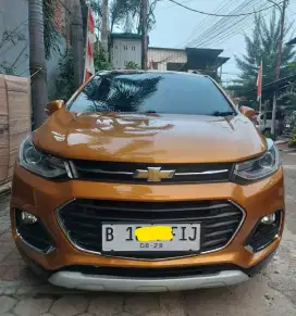Chevrolet 1.4 Trax Premier 2018 Sunroof Orange (cash termurah)