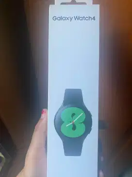 SAMSUNG GALAXY WATCH 4
