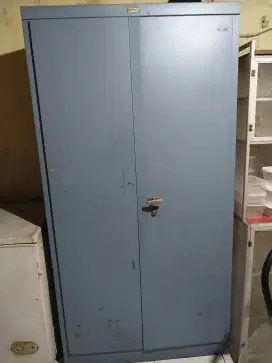DIJUAL CEPAT LEMARI ARSIP BESI KANTOR