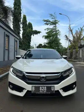 Honda Civic ES 1.5 turbo 2017