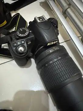 Kamera DSLR Nikon 3100