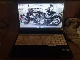 Laptop fujitsu lntel corei5 normal jaya siap pakai.