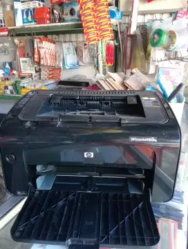 hp LaserJet p1102 w