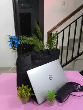 Laptop DELL XPS 13 9350-V10 TOUCHSCREEN RAM 8GB SSD 256Gb SuperSlim