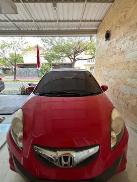 BRIO SATYA E 1.2 MT MERAH TAHUN 2015