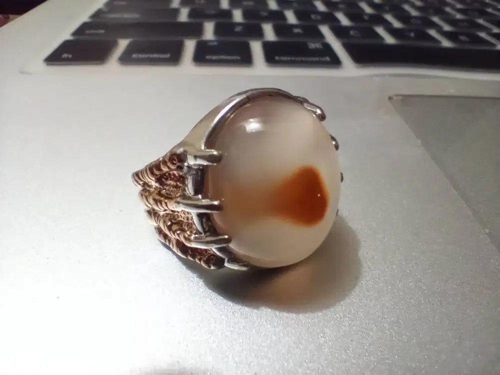 Cincin Batu Alam Anggur Combong / Natural Chalcedony with hole
