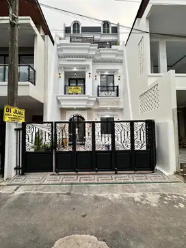 Rumah Baru 3 Lantai Rofftop Semi Furnish di Jagakarsa Jakarta Selatan