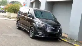 Hyundai H1 H-1 H 1 Royale Facelift Bensin AT 2021 2022