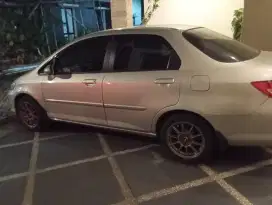Di JUAL SEDAN HONDA CITY 2005, MATIC CBU Thailand