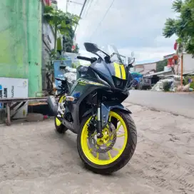 MOTOR BARU HARGA BEKAS !! YUK READY STOK R15 V4 CONECT