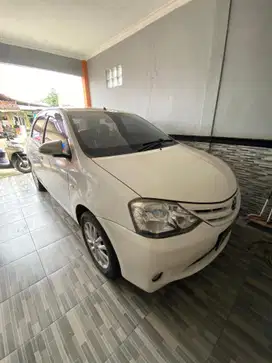 Toyota Etios Valco 2013 Bensin