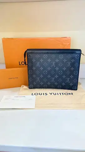 Louis Vuitton Pochette Voyage MM