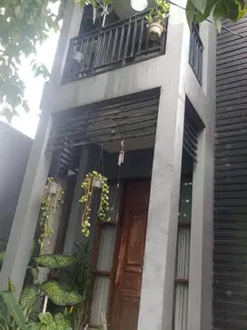 Dijual rumah di daerah ciputat Timur