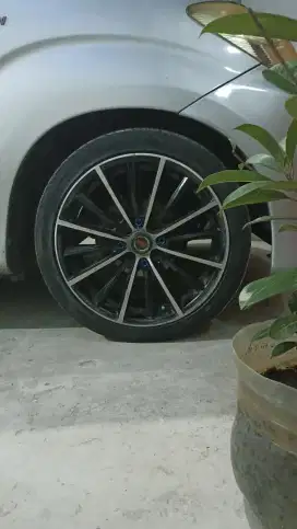 Velg mobil bekas avanza ring 17