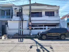 Rumah Di Sutorejo