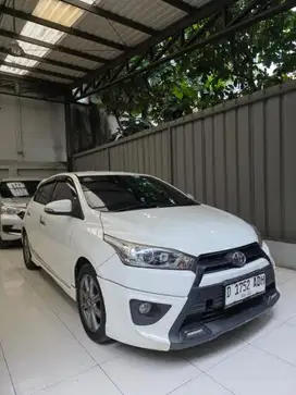 Toyota Yaris 1.5 S TRD SPORTIVO AT 2015 ASTINA MOBIL No Jazz RS