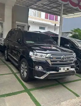 TOYOTA LAND CRUISER 2016