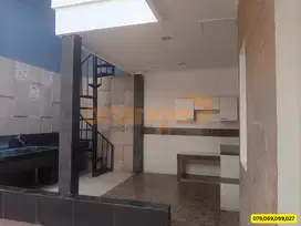 Di Jual Rumah Cantik Siap Huni Sudah Renovasi di Kota Wisata