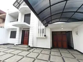DIJUAL Rumah Mekar Wangi Mainroad  2 lantai  (moh toha), bandung ^LIV