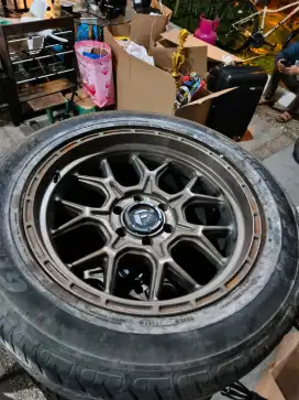 Velg pajero plus Ban