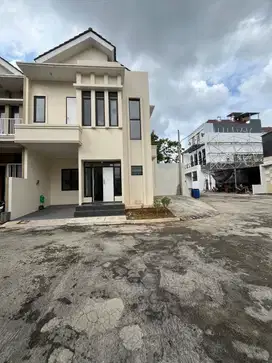 Dijual rumah hoek 2lt di dalam cluster Parpostel Jatiasih, Bekasi