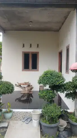 Rumah + Tanah SHM Lokasi Strategis, Siap Huni