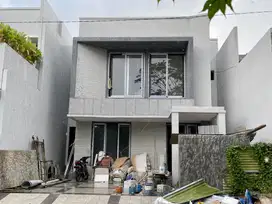 *Dijual Rumah Baru Gress Taman Gayungsari Barat*