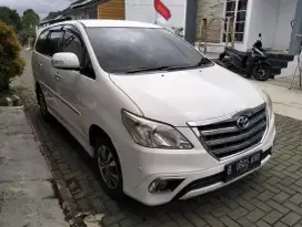Toyota Innova V Diesel matic