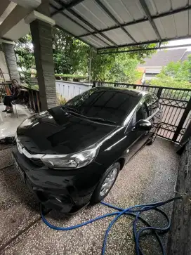 Honda BRIO Satya 1.2 E MT Hitam