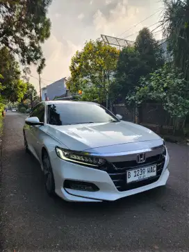 Jual Cash Honda Accord 1.5 VTil AT 2023 Pemakaian 2024