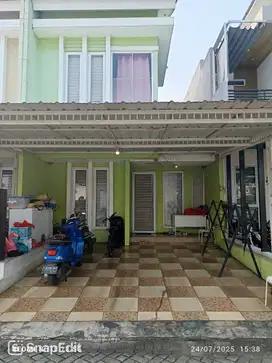 Dijual  Rumah Semi Furnished 2 Lantai di Cluster Modernland Tangerang