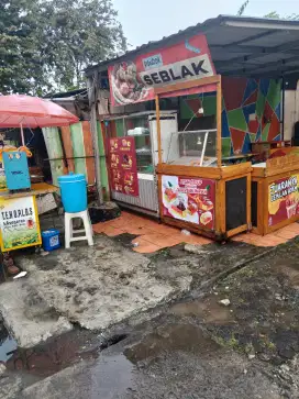 Etalase ayam like new