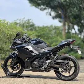 KAWASAKI NEW NINJA 250 FI HITAM 2019 KM 14K PAJAK PANJANG KAYAK BARU