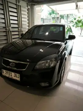 KIA Pride Rio 2011 Hitam Low KM 60rb Pemakaian Pribadi