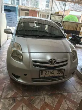 Toyota yaris 2008