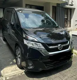 Nissan Serena X 2.0 2019