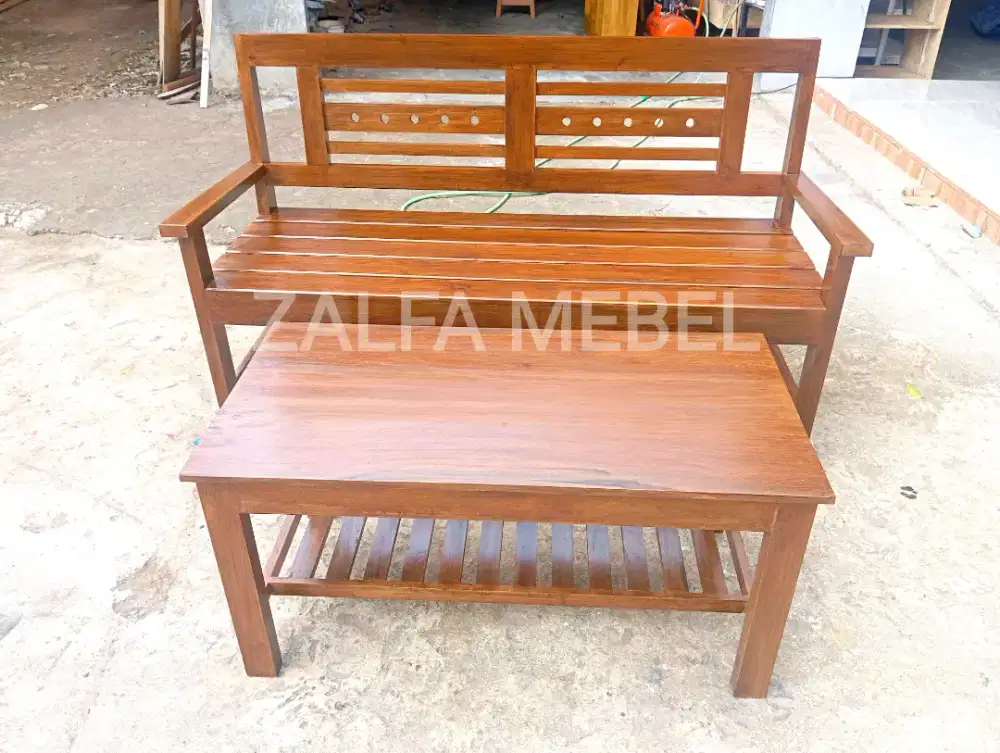 Set meja kursi teras