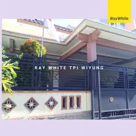 Dijual rumah pondok maritim indah surabaya