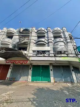 Disewakan ruko raya jemursari