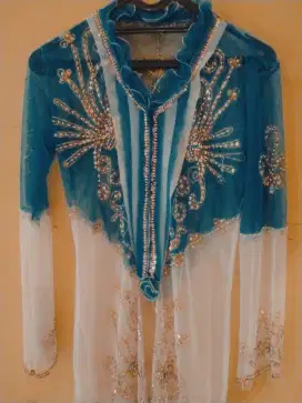 Kebaya wanita ukuran M