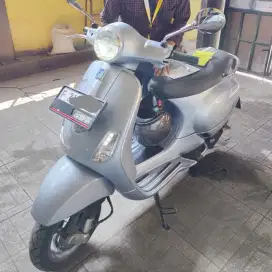 Motor Vespa LX 125 Matic