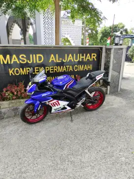 YAMAHA R15 V3 (2017)