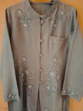 Baju wanita ukuran L