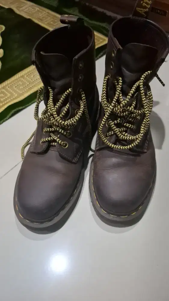 Dr. Martens Crazy Horse