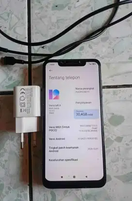 Poco. F1 6/64 . No minus baterai lcd ori. Snapdragon 845