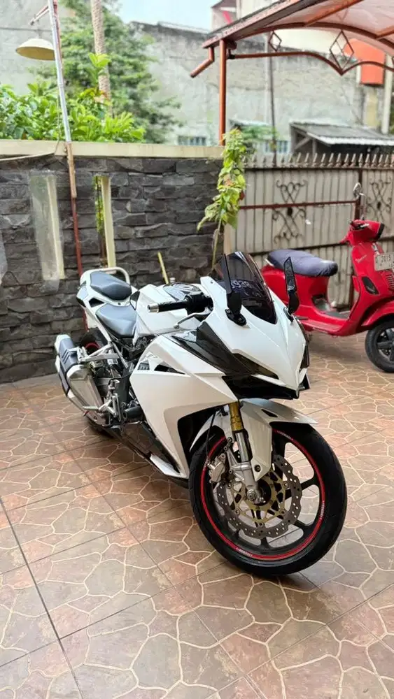 Dijual Honda CBR 250rr Tahun 2016 – Surat Lengkap, Pajak Baru