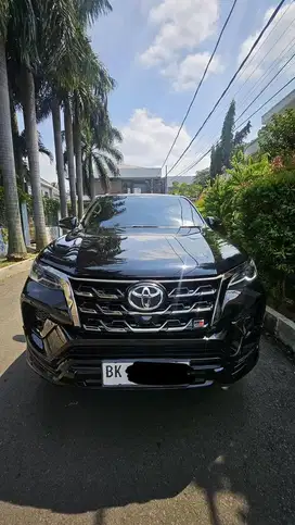 Toyota Fortuner 2.8 GR 2024 Like New!