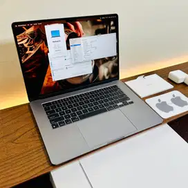 MacBook Air 15 inch M3 Ram 16gb ssd 512GB Fullset Original likenew