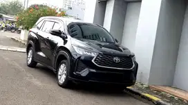 Toyota Zenix 2.0 V CVT Bensin 2024
